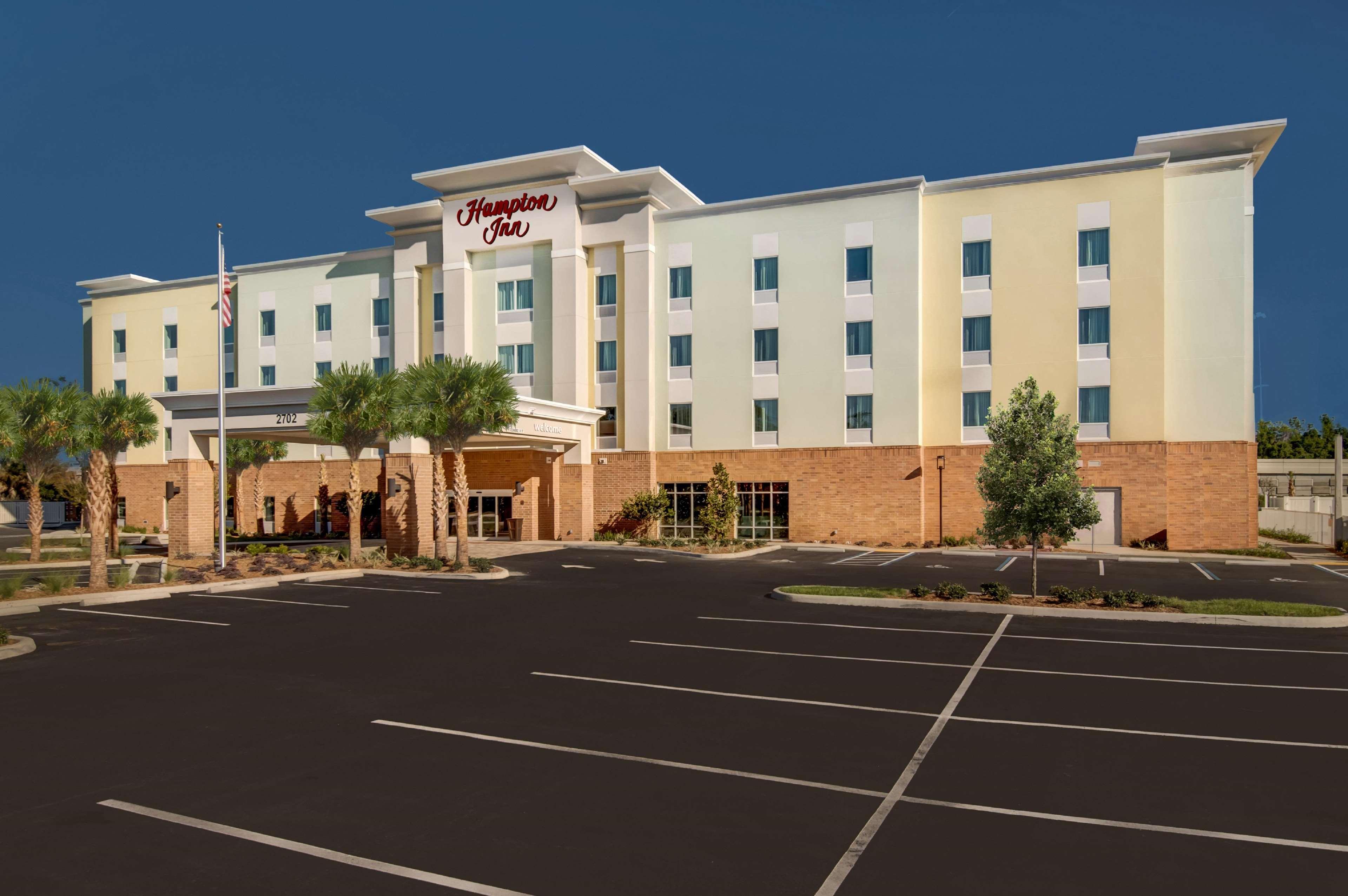 Hampton Inn פלאנט סיטי מראה חיצוני תמונה