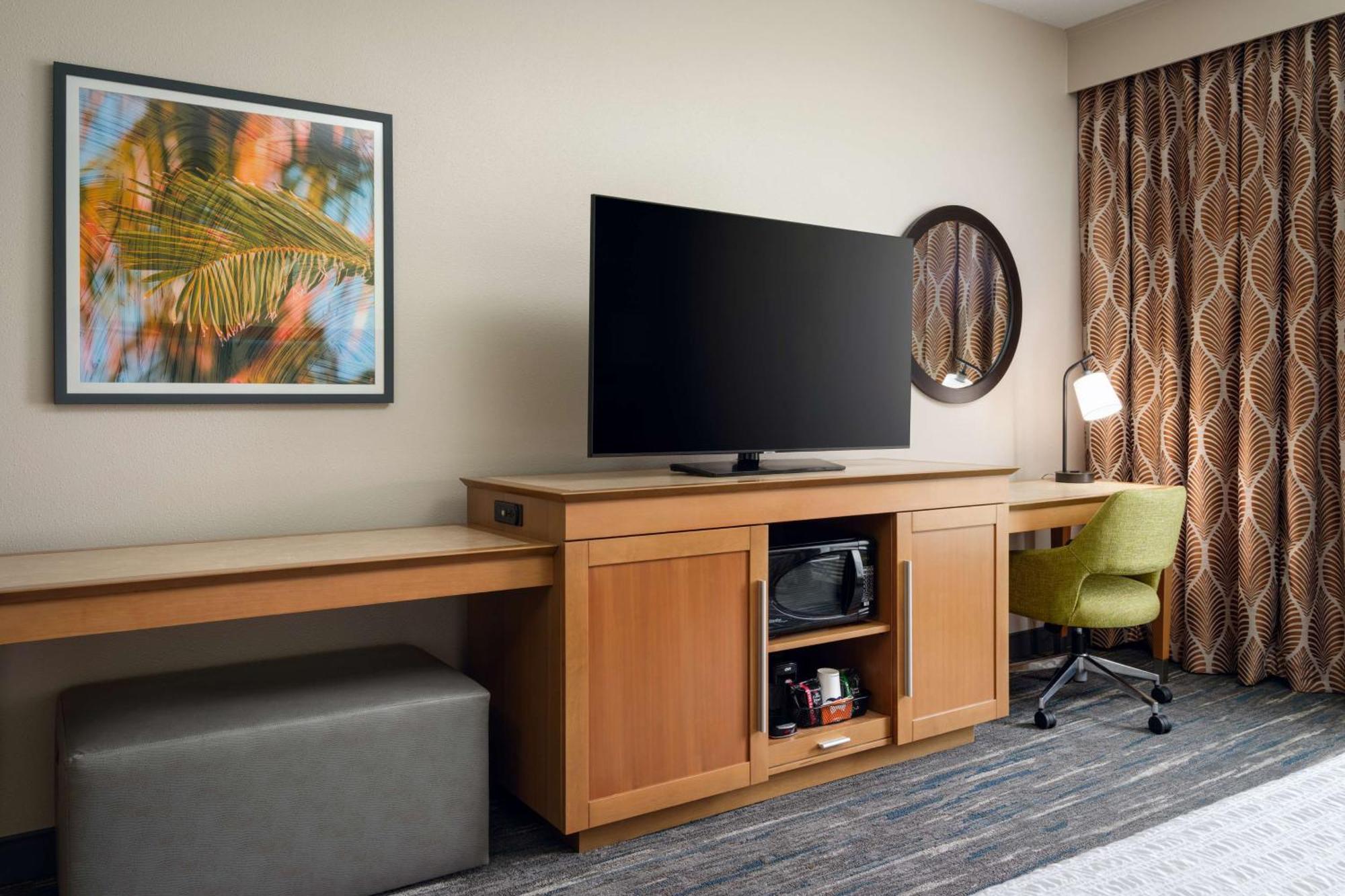 Hampton Inn פלאנט סיטי מראה חיצוני תמונה